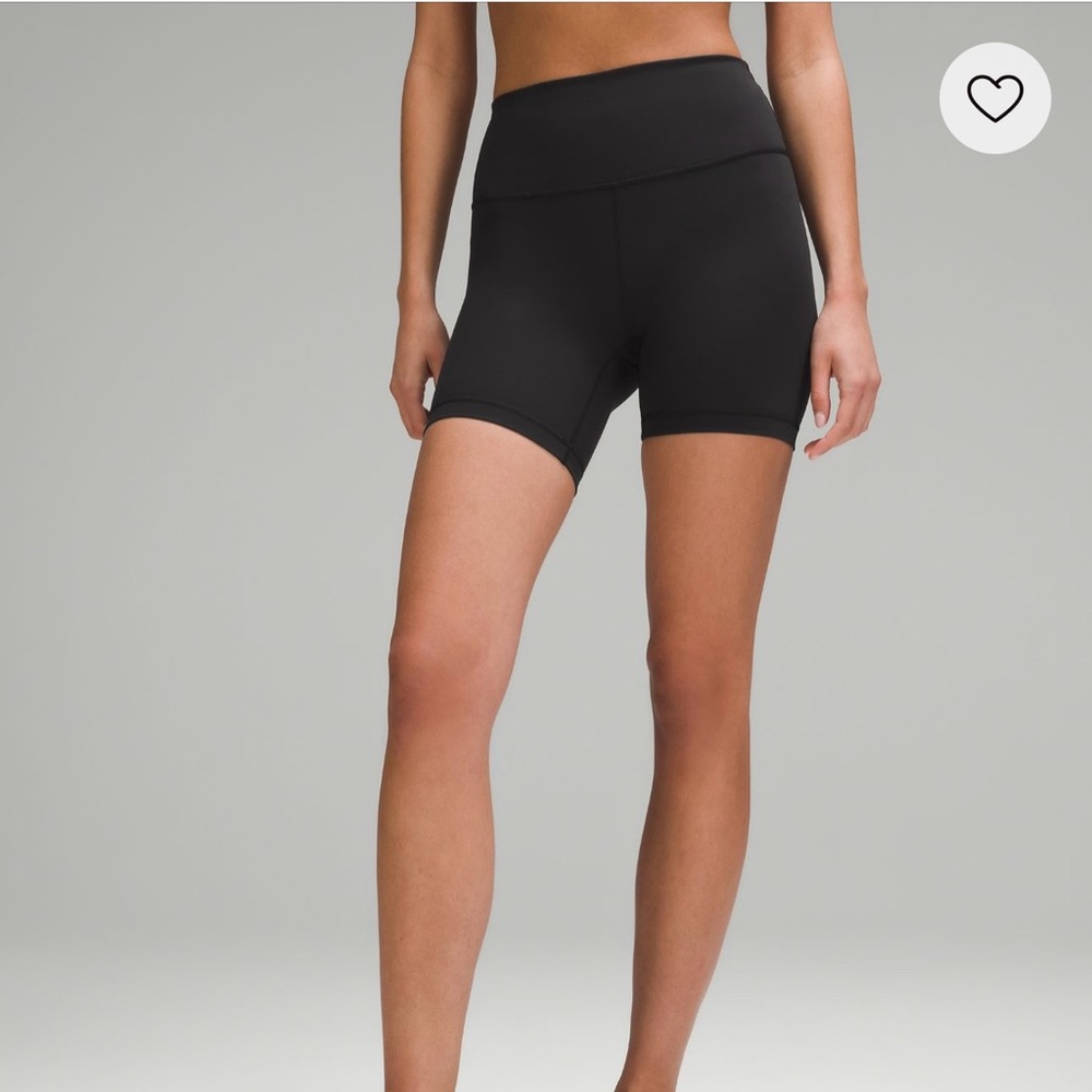 Lululemon Wunder Train High-Rise Short 6”- Black size 6